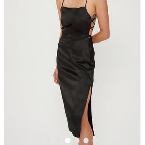 Third Form LONG NIGHTS LACE BACK DRESS